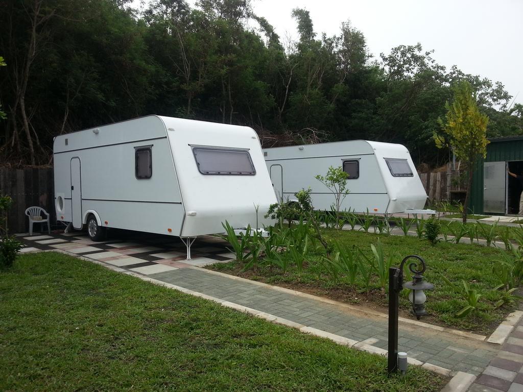 Kenting Houbihu Camping Car B&B Longshui Buitenkant foto
