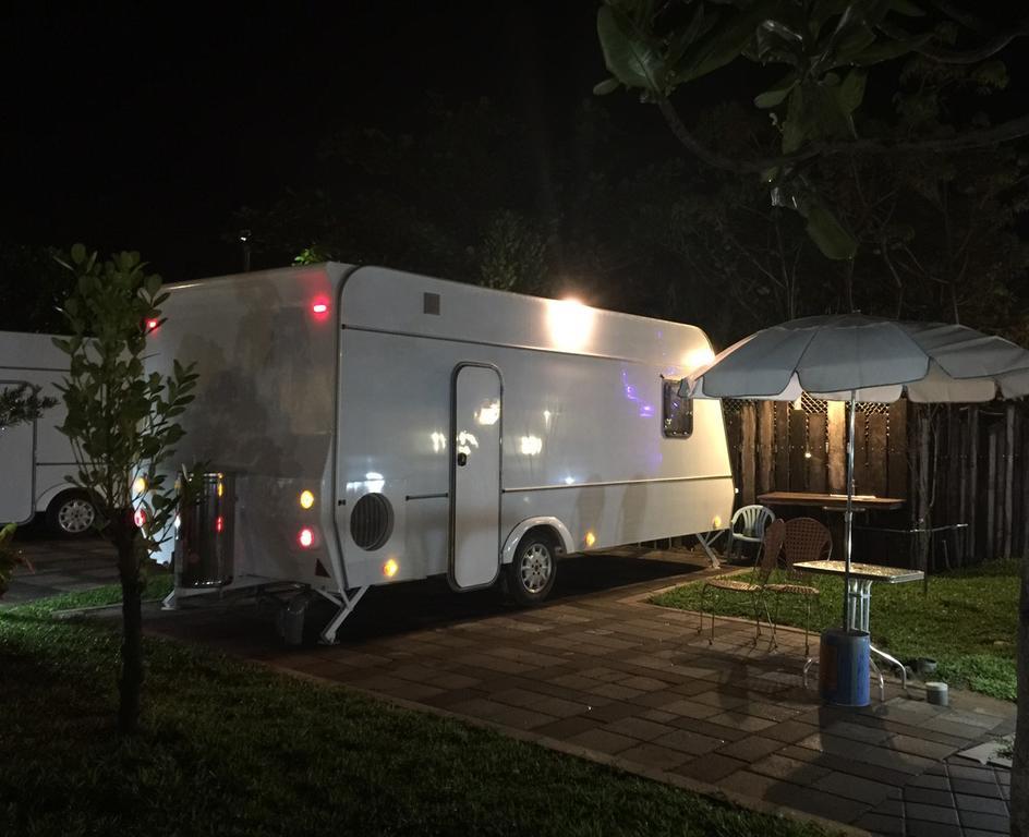 Kenting Houbihu Camping Car B&B Longshui Buitenkant foto