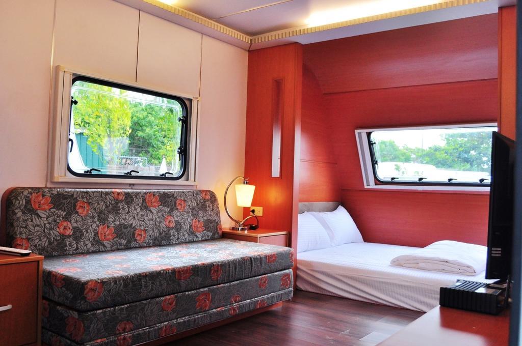 Kenting Houbihu Camping Car B&B Longshui Buitenkant foto