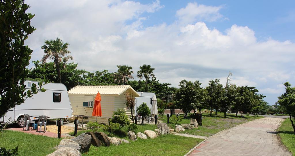 Kenting Houbihu Camping Car B&B Longshui Buitenkant foto
